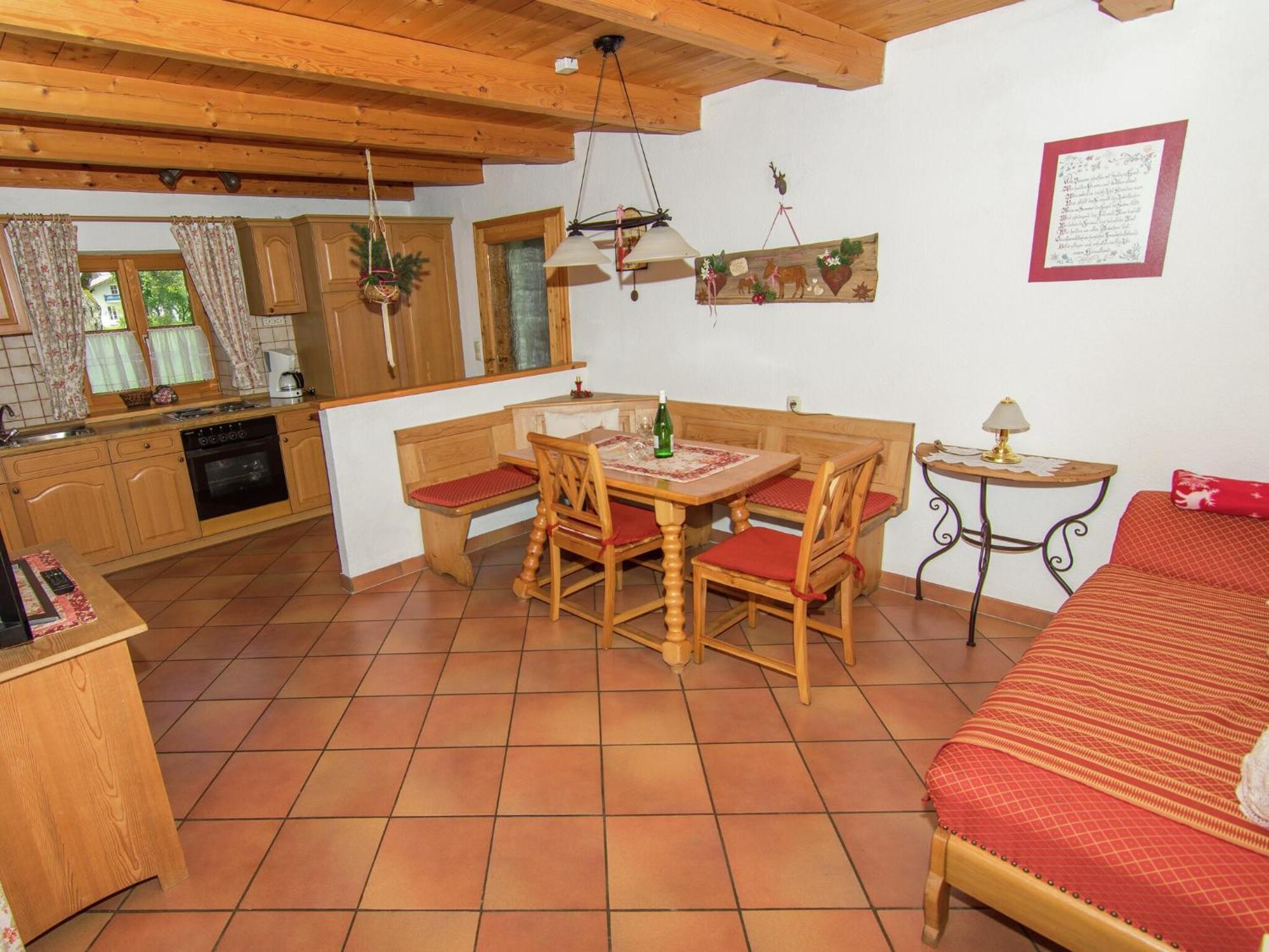 Alluring Holiday Home In Ubersee With Whirlpool エクステリア 写真