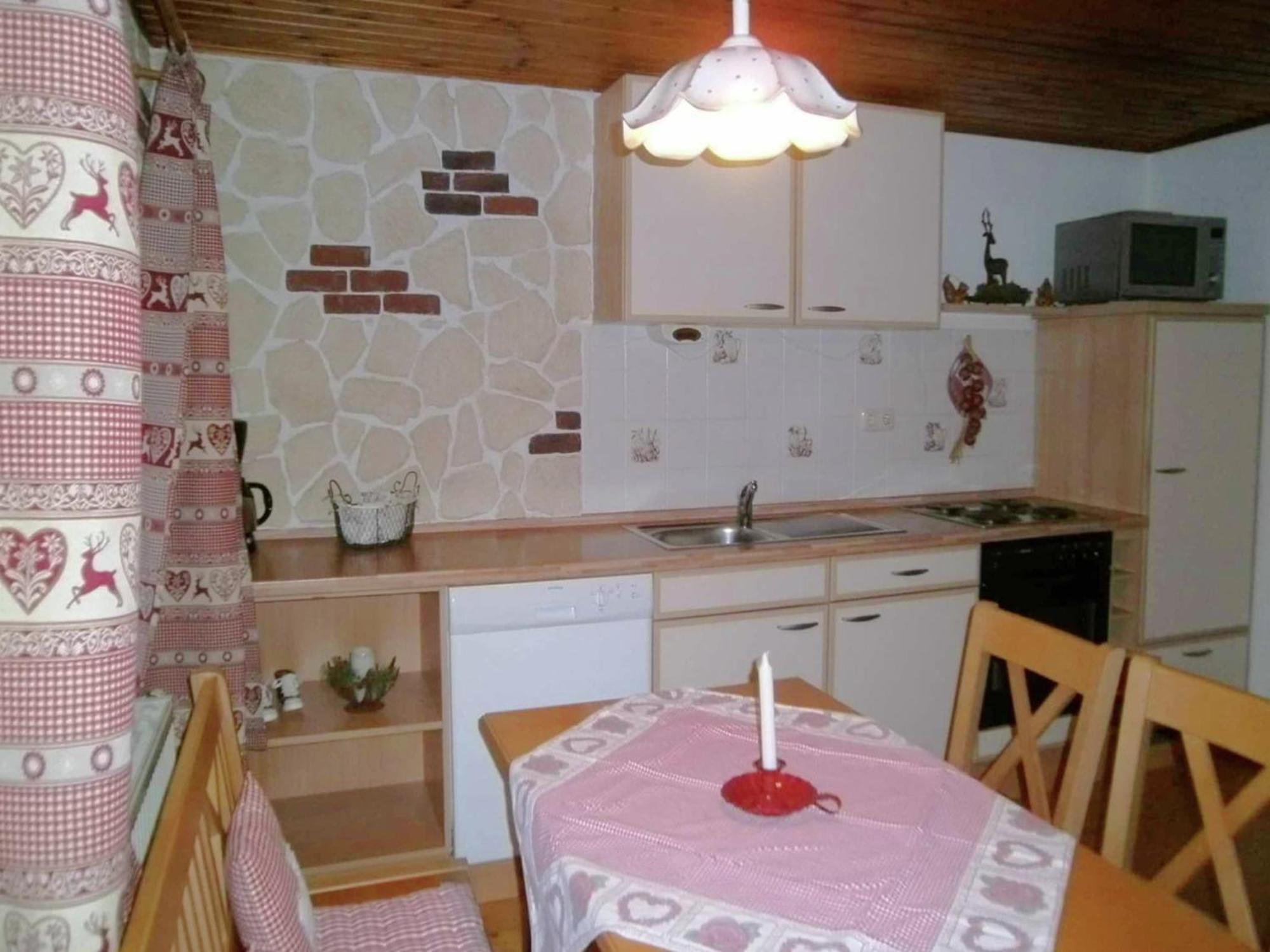 Alluring Holiday Home In Ubersee With Whirlpool エクステリア 写真