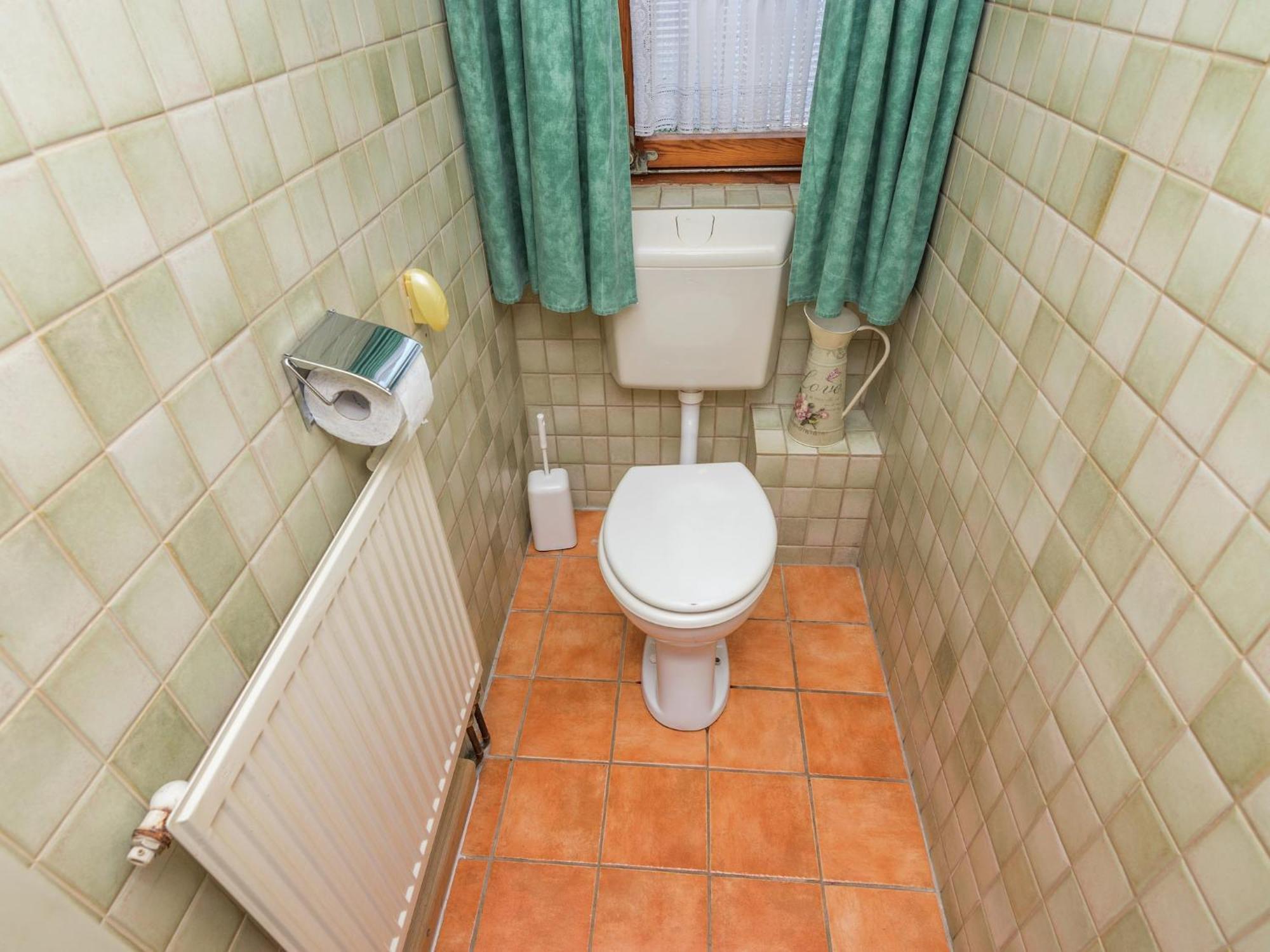Alluring Holiday Home In Ubersee With Whirlpool エクステリア 写真